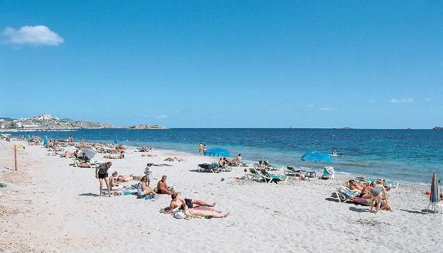 Ok Hotel Beach location